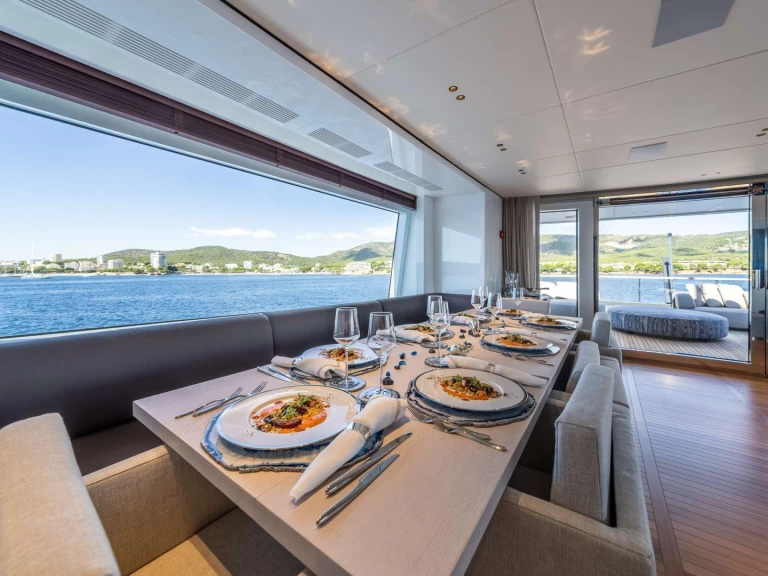 Location bateau Benetti ALPHA WAVES  à Nassau sur Samboat