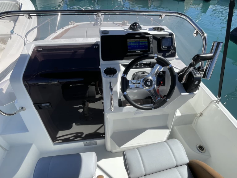 Location Bateau à moteur à Antibes - Bénéteau Flyer 6 SUNdeck