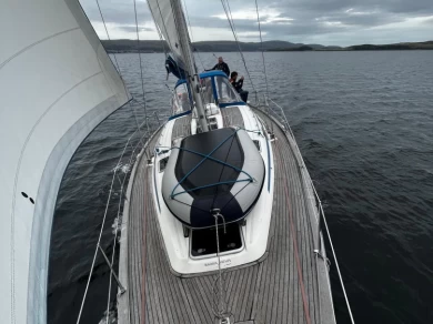 Hire Sailboat Bavaria with a boat licence