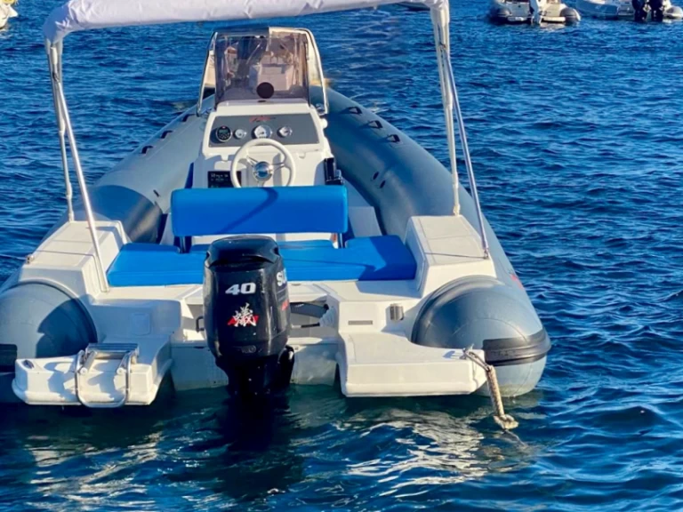 Location Semi-rigide à Naples - Panamera Yacht PY 60