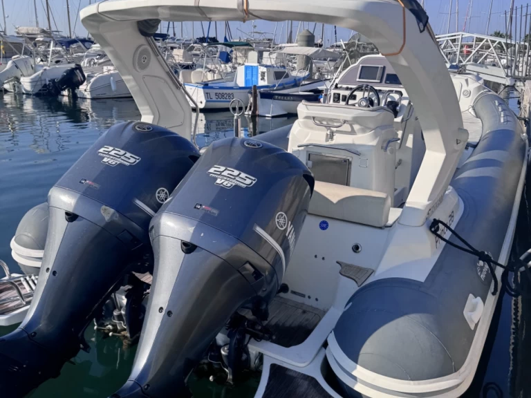 Louez un Nuova Jolly Prince 28 WA à Albufeira