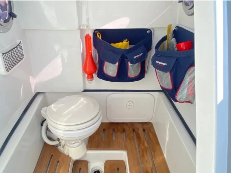 Location bateau Nuova Jolly Prince 28 WA à Albufeira sur Samboat