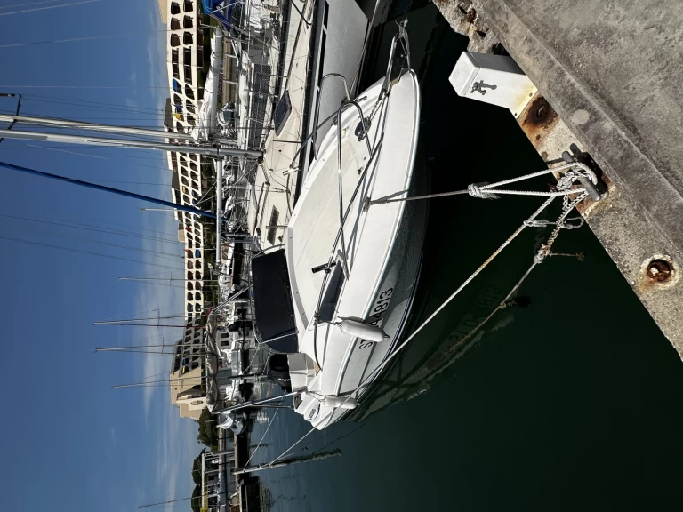 Location bateau Port-Camargue pas cher Quicksilver 635 WA