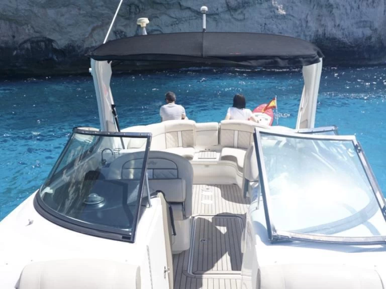 Louer Bateau à moteur avec ou sans skipper Sea Ray à Portals Nous