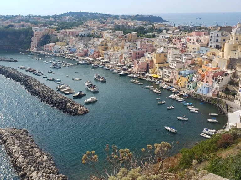 Location bateau Naples pas cher Cadet