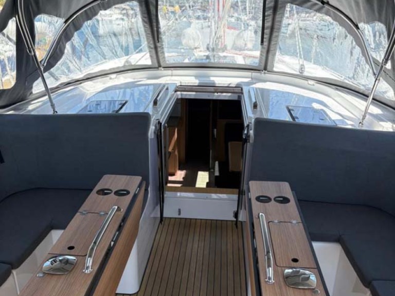 Louez un Bavaria Bavaria C46 à Trogir
