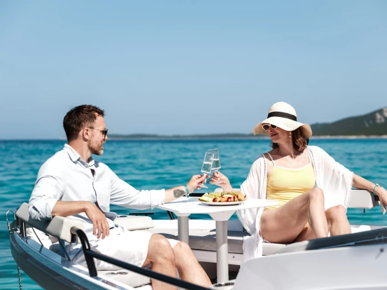 Location à Zaton - Axopar Axopar 29 Sun Top sur SamBoat