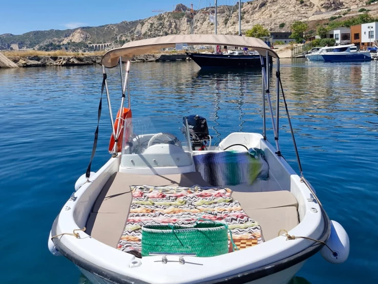 Rio Yachts 450 a louer à Marseille