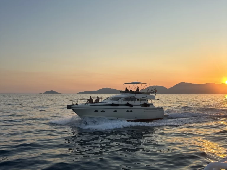 Posillipo Technema 47 a louer à Ameglia