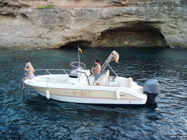 Location Bateau à moteur key avec permis