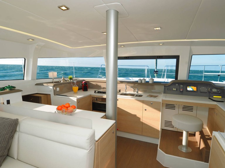 Catamaran à louer à Lefkáda au meilleur prix