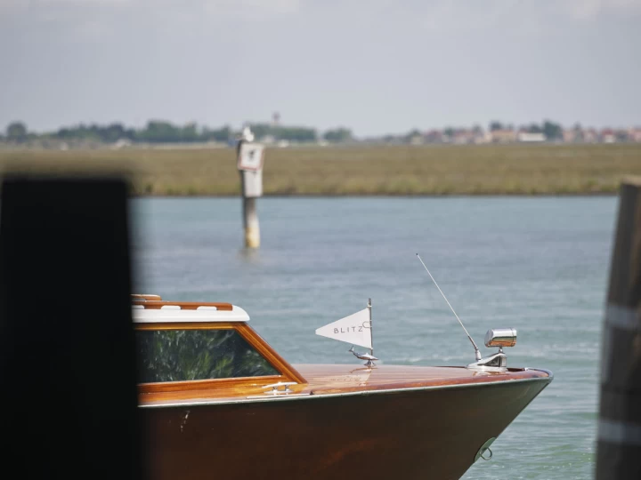 Bateau à moteur à louer à Venise au meilleur prix