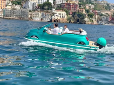 Noleggio a Naples – fiat 500 VIP LOUNGE su SamBoat