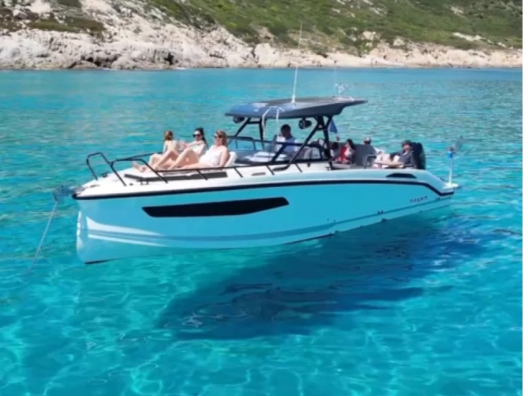 Navan S30 a louer à Nice