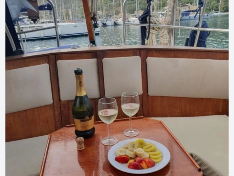 Voilier à louer à Lisanza au meilleur prix