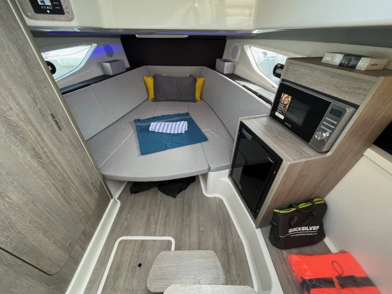 Bateau à moteur à louer à Ibiza (Ville) au meilleur prix