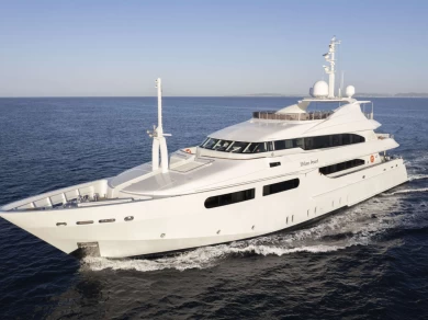 Alquiler de embarcaciones CRN Ancona TITIAN PEARL enCannes en Samboat