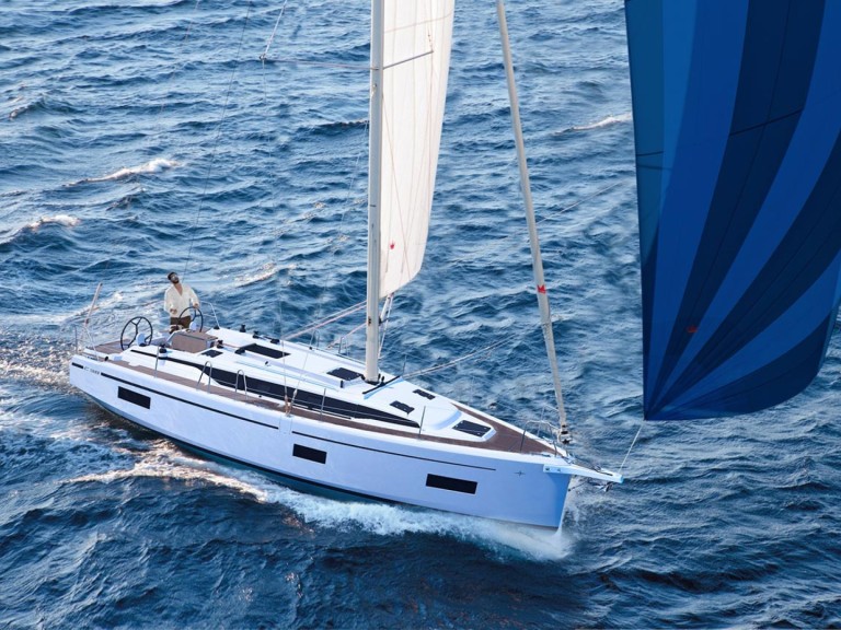 Location bateau Bavaria Bavaria C38 à La Rochelle sur Samboat