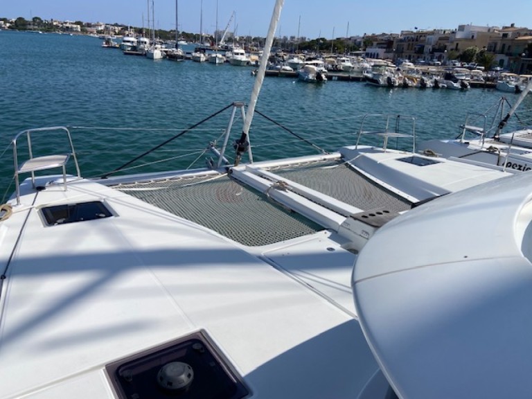 Catamaran à louer à Le Marin au meilleur prix