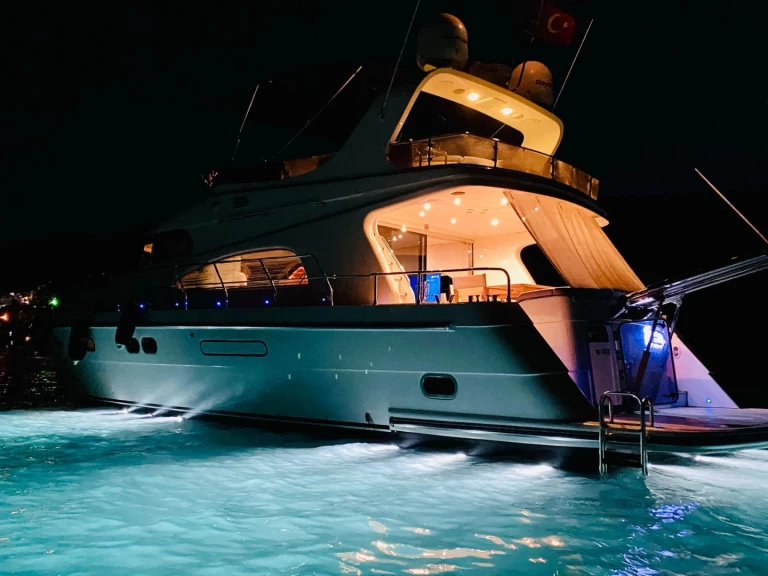 Location bateau Türkbükü pas cher Zeus