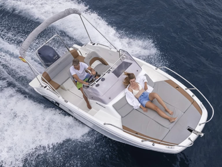 Location bateau Bénéteau Flyer 6 SUNdeck à Antibes sur Samboat