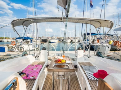 Alquiler Velero Bavaria con o sin  título de navegación