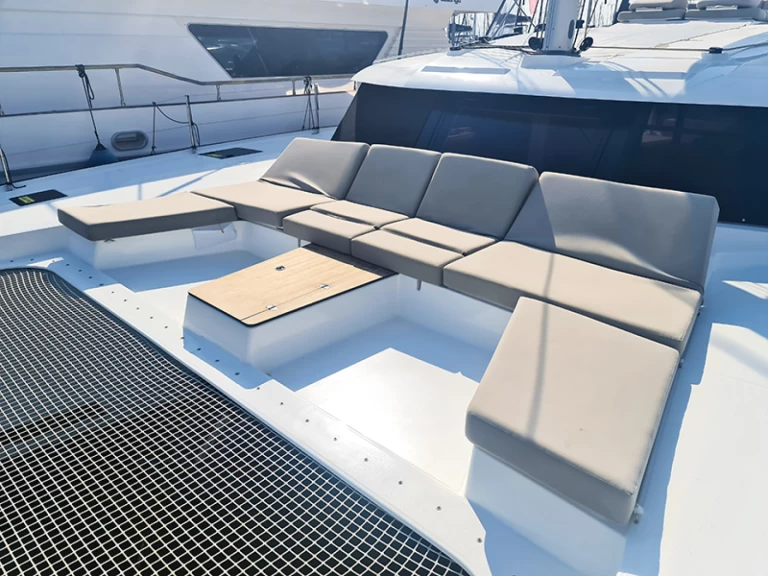 Location Catamaran Fountaine Pajot avec permis