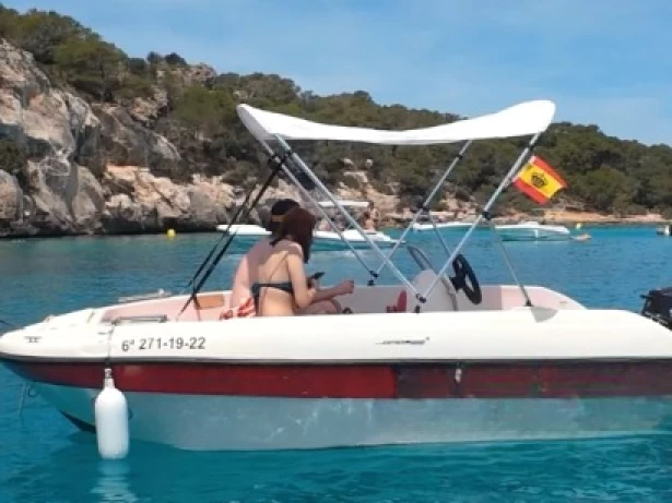 Location Bateau à moteur à Cala'n Porter - Compass 135D
