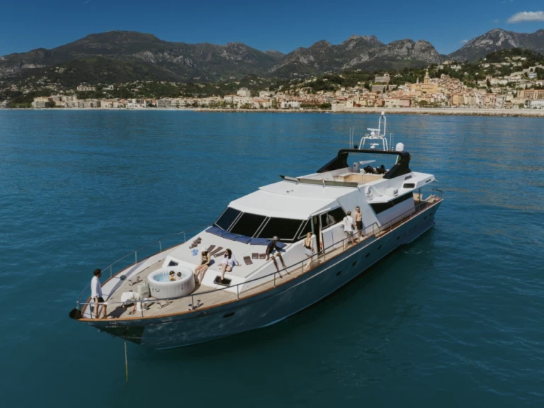 Location bateau Monaco-Ville pas cher Canados 90'