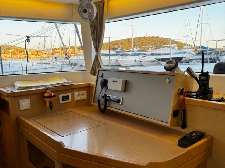 Location à Rogoznica - Lagoon Lagoon 450 F sur SamBoat