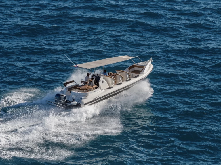 Semi-rigide à louer à Split au meilleur prix