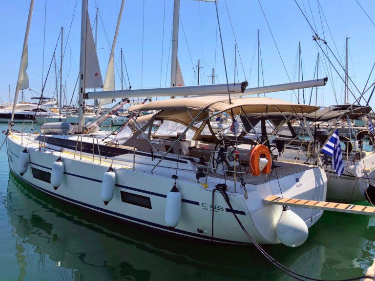 Louez un Bavaria Bavaria C45 à Paros (Ile)