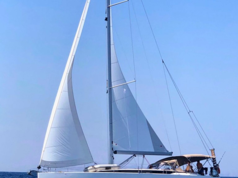 Location bateau Paros (Ile) pas cher Bavaria C45