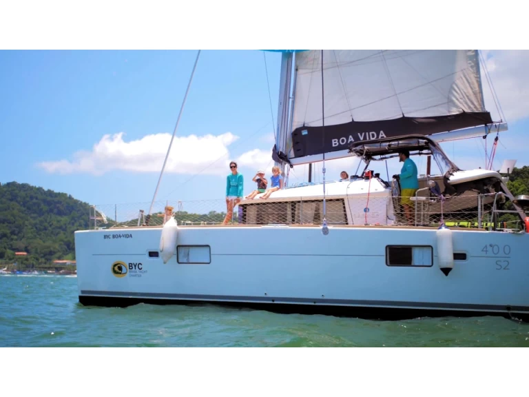 Catamaran à louer à Verolme au meilleur prix