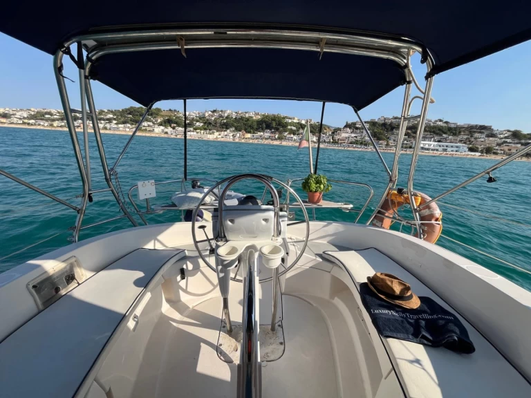 Location bateau Hunter Hunter 320 à Castellammare del Golfo sur Samboat