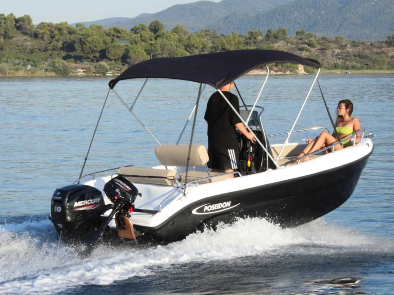 Poseidon Blu Water 170 a louer à Faliraki