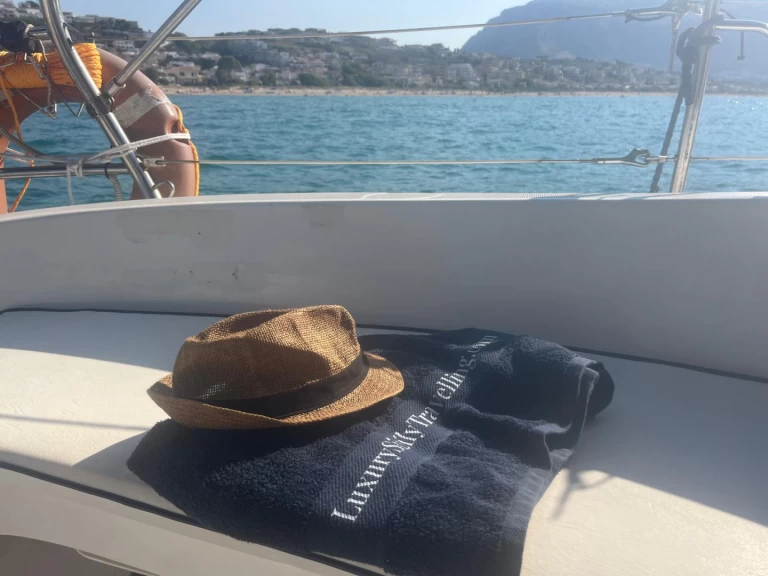 Location à Castellammare del Golfo - Hunter Hunter 320 sur SamBoat