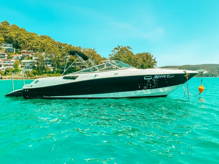 Bateau à moteur à louer à Antibes au meilleur prix