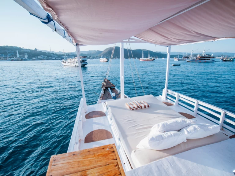 Location Voilier à Labuan Bajo - White Pearl 02 Phinisi Boat