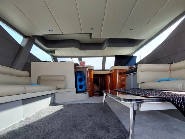 Louer Yacht avec ou sans skipper Princess à Antalya (City)