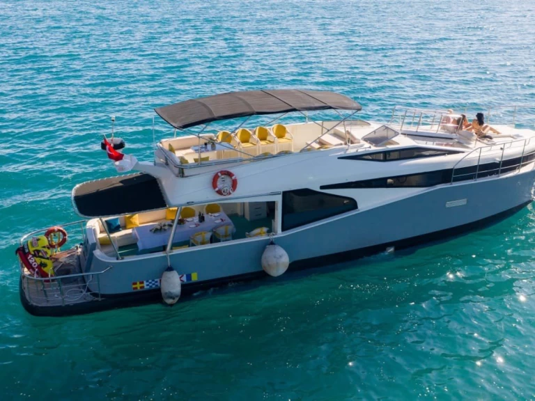 Location à Antalya (City) - Princess Princess 20 M sur SamBoat