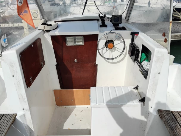 Location Bateau à moteur Gibert Marine avec permis