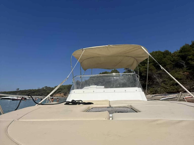 Location Bateau à moteur Pacific Craft avec permis