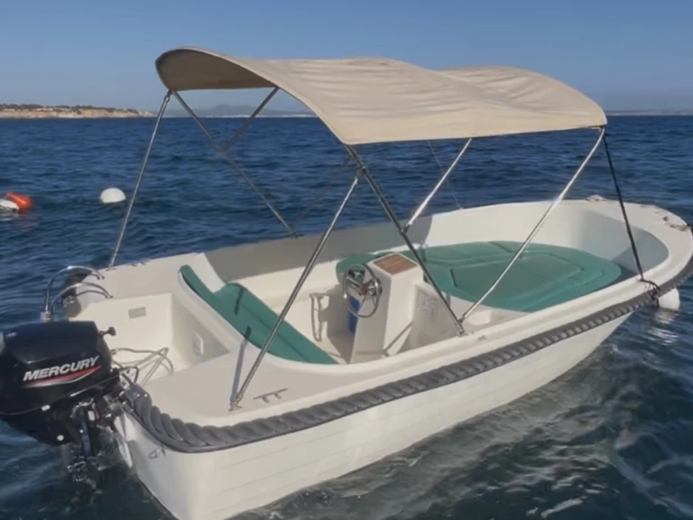Bateau à moteur à louer à Palma de Majorque au meilleur prix