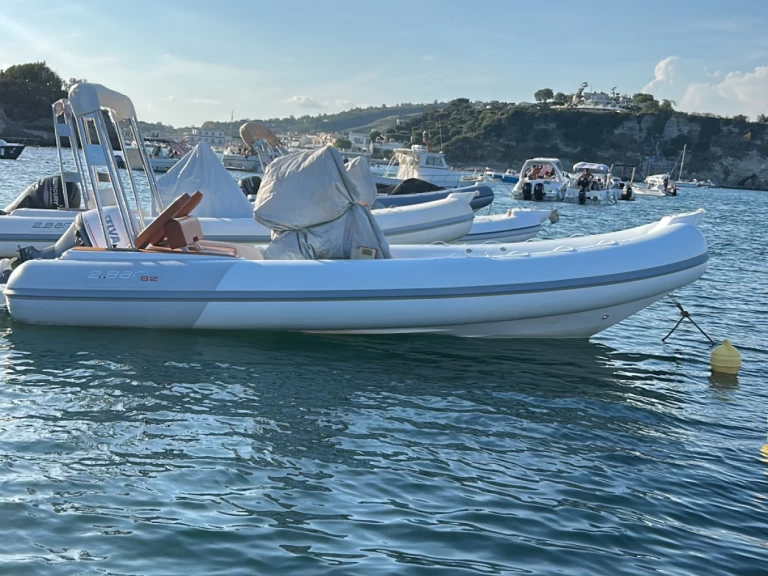 Location Semi-rigide à Naples - Doviboat Dovi22