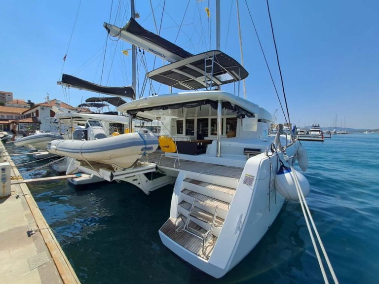 Location Catamaran Lagoon avec permis
