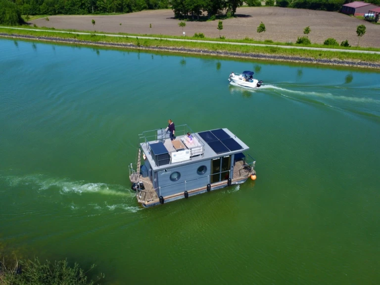 La Mare Apartboot a louer à Buchholz