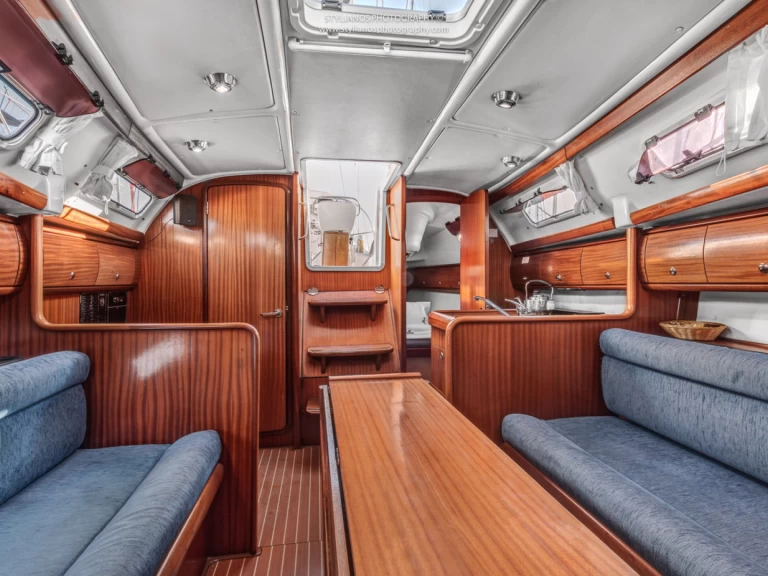 Location à Gouviá - Bavaria Bavaria 32 sur SamBoat