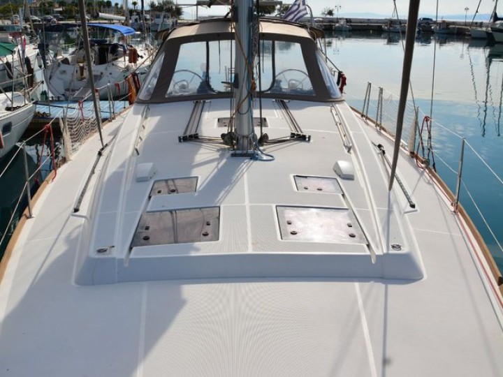 Location bateau Gouviá pas cher Oceanis 45