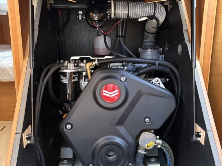 Jeanneau Sun Odyssey 380 a louer à Port de Salerne